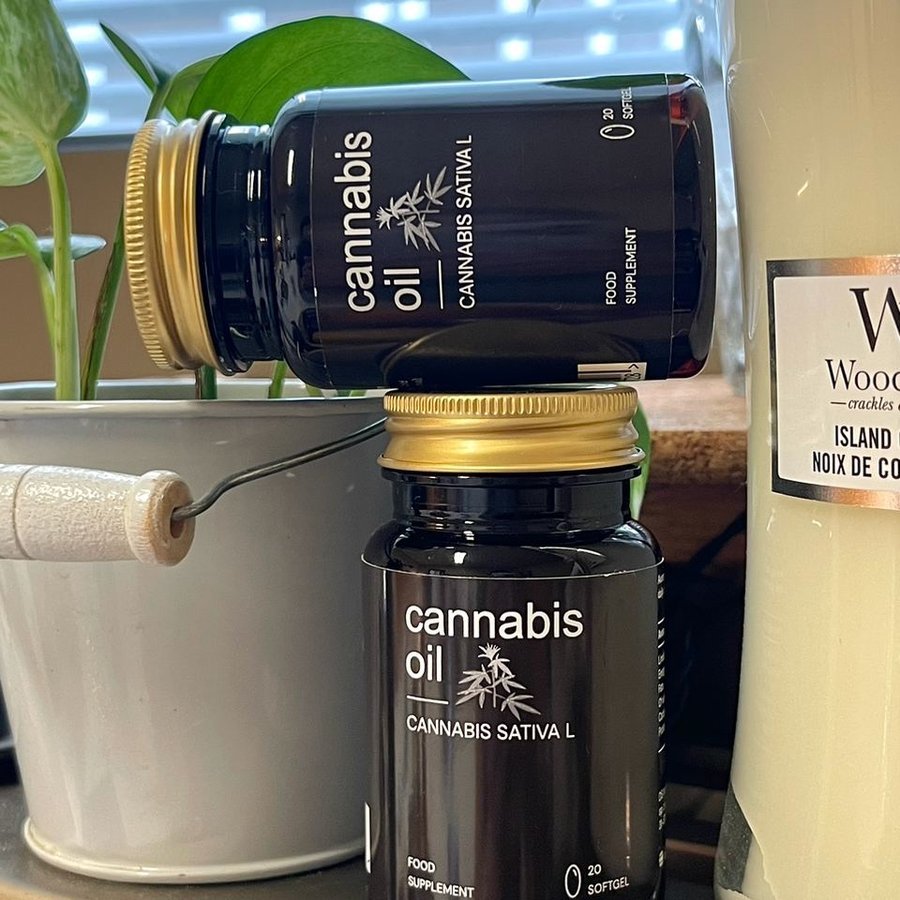 Cannabis Oil 1 stekleničica — za poskus